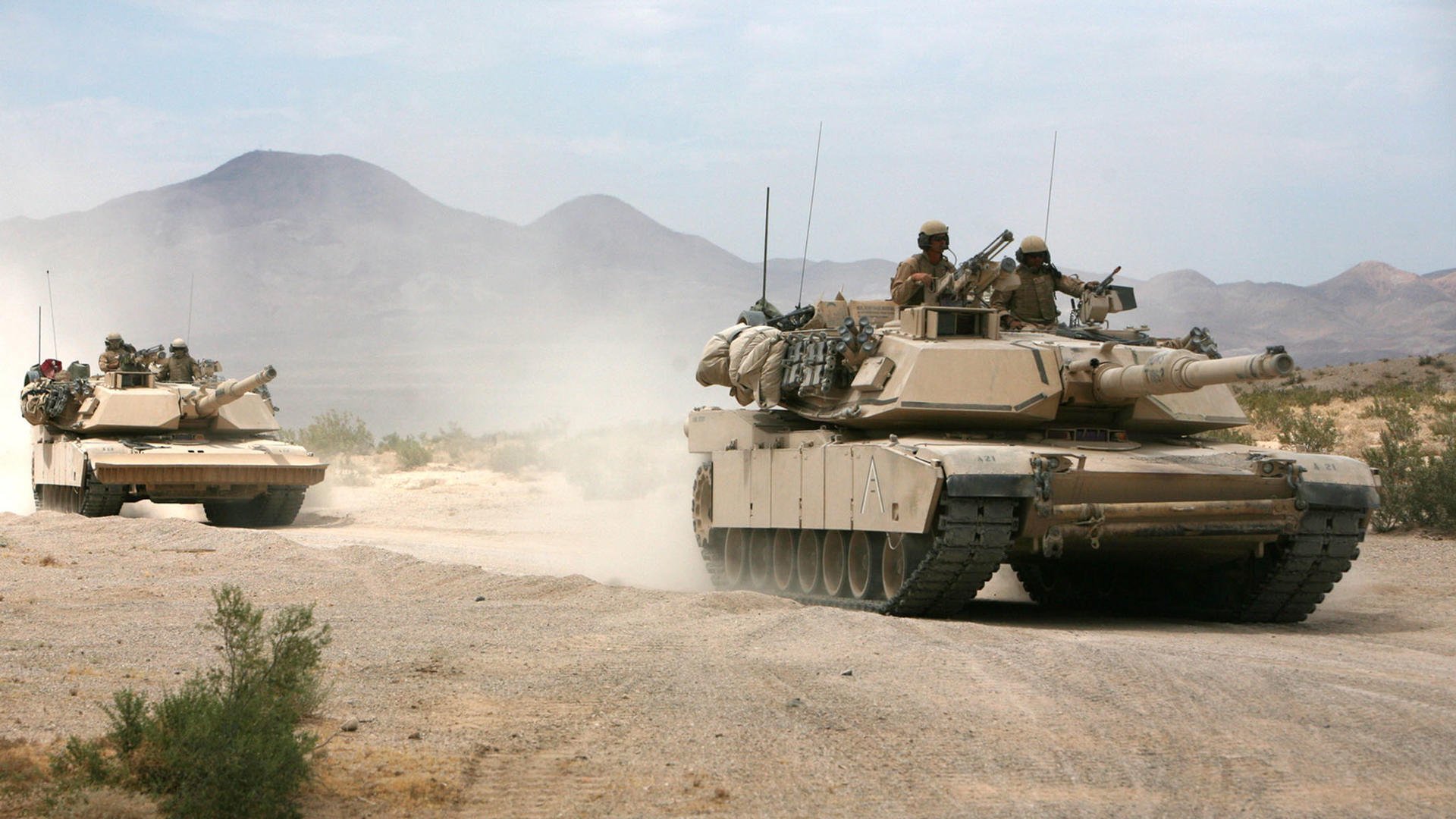 体育防线稳固，球队表现稳定，体育防守